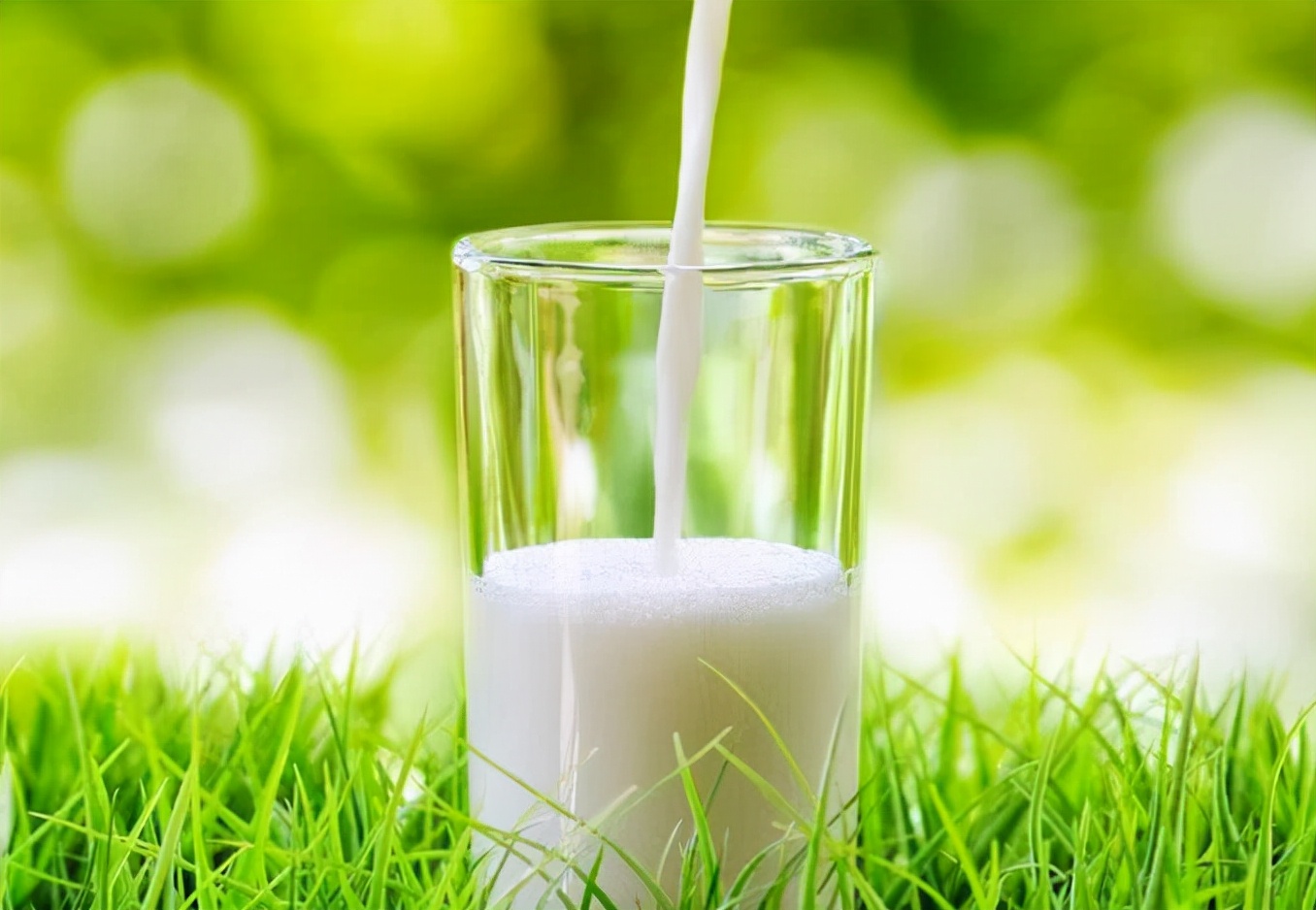 常喝酒，怎样才不伤身？内行人：掌握“3诀窍”，健康又长寿